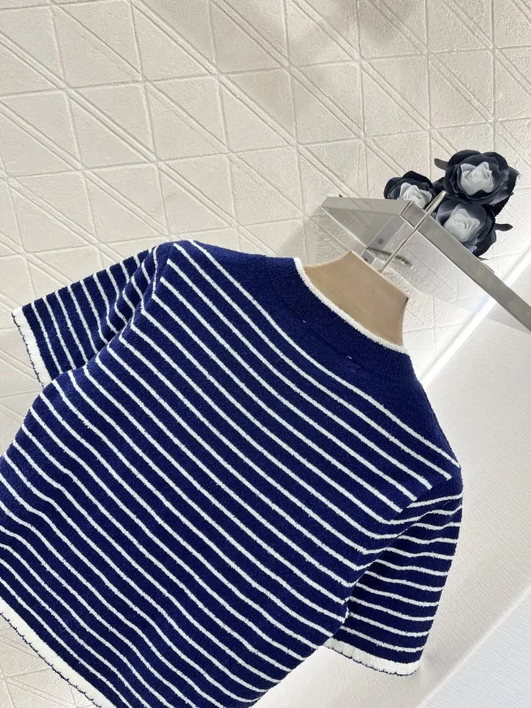 2025 New Color Contrasting Letter Short Sleeve Knitted Shirt Women's Striped Slim Fit T-shirt 54 - Image 3