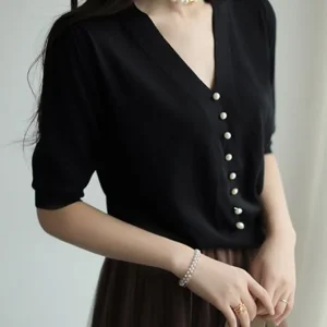 Women 2025 Summer New V-neck Knitted T Shirts Female Thin Short Sleeve Tops Tees Ladies Solid Color Pullover T-shirt N263