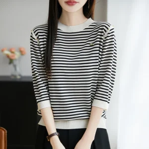 Tencel fashion round neck stripe with brooch ice silk short-sleeved T-shirt summer new Korean style chic slimming knitted top